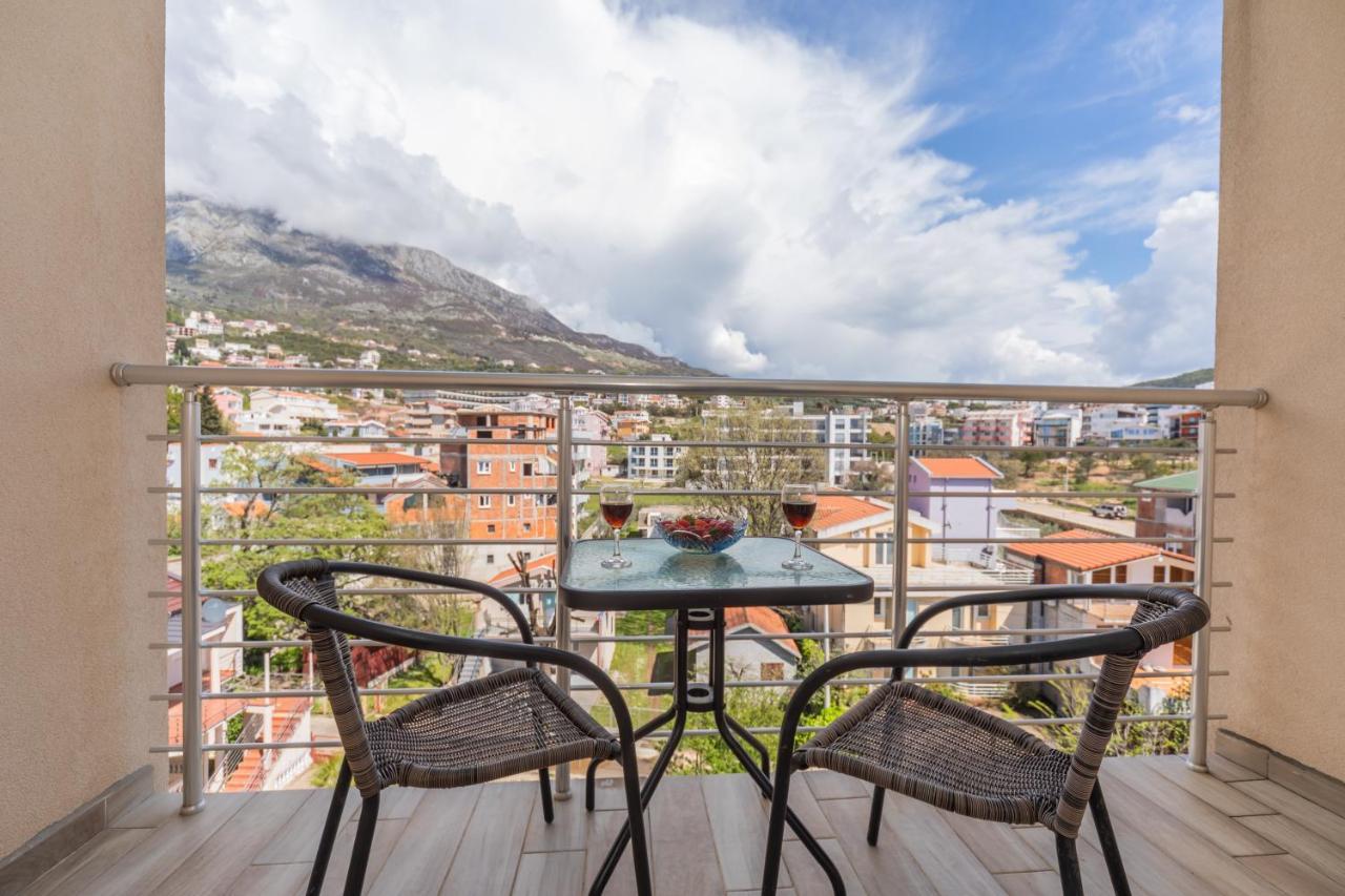 Apartments Dobra Voda Oda fotoğraf