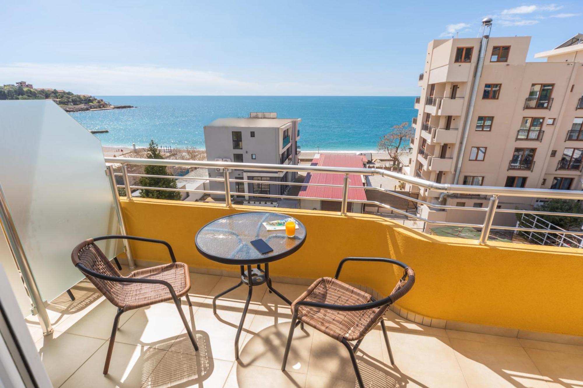 Apartments Dobra Voda Oda fotoğraf
